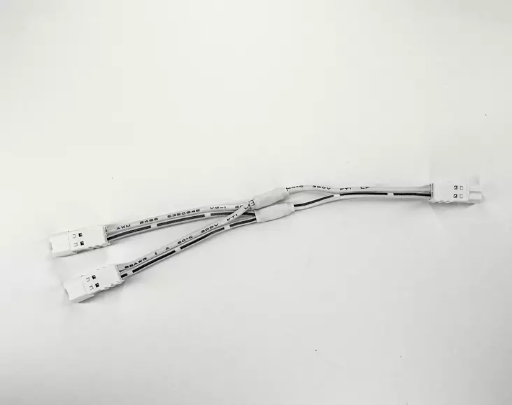 Jakoliitin 1/2 Uusi Dreamled valaisimen haaroittamiseen - Heikkovirtakaapelit pikaliittimillä - 689 - 1